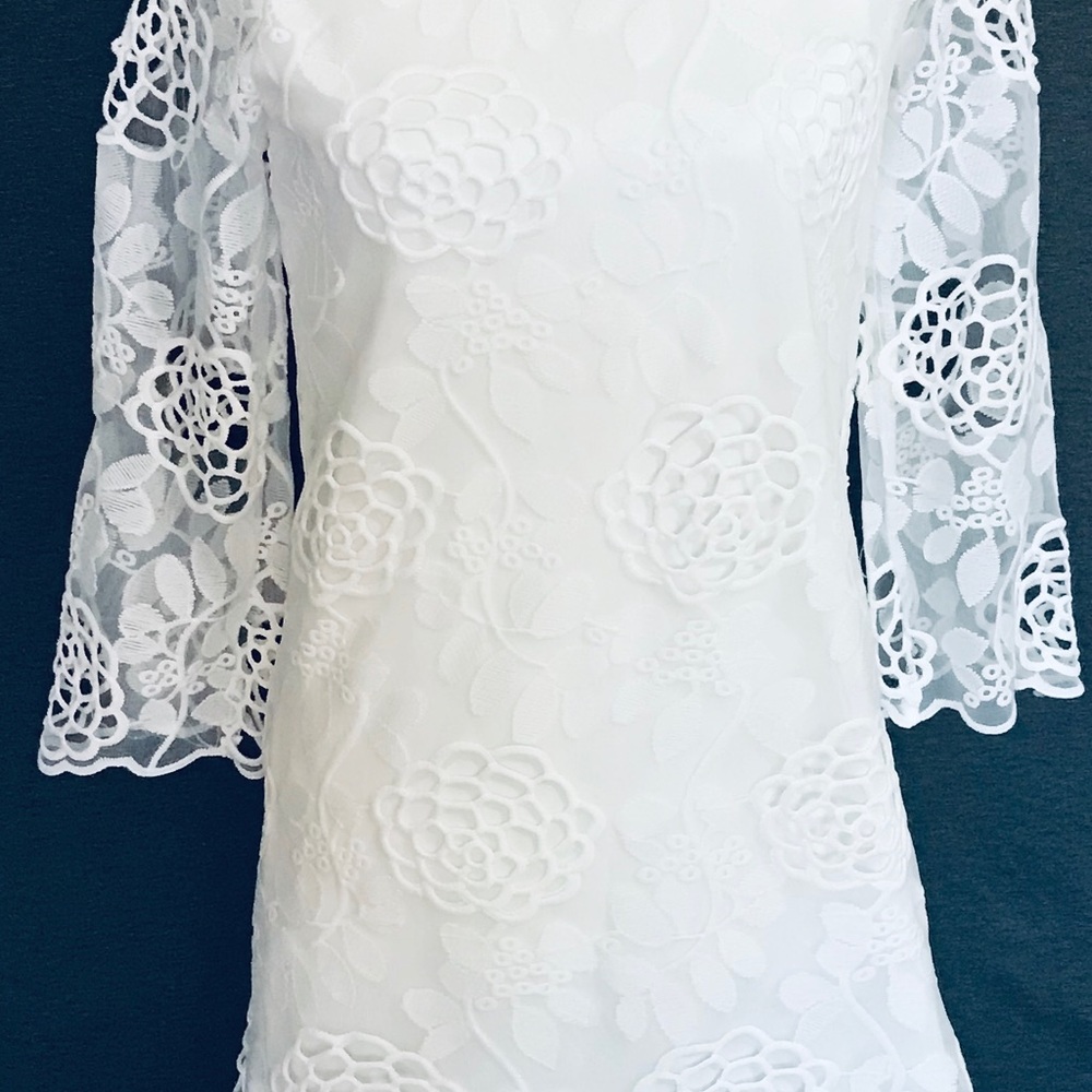 Dina B dress Med white lace floral 3/4 sleeves